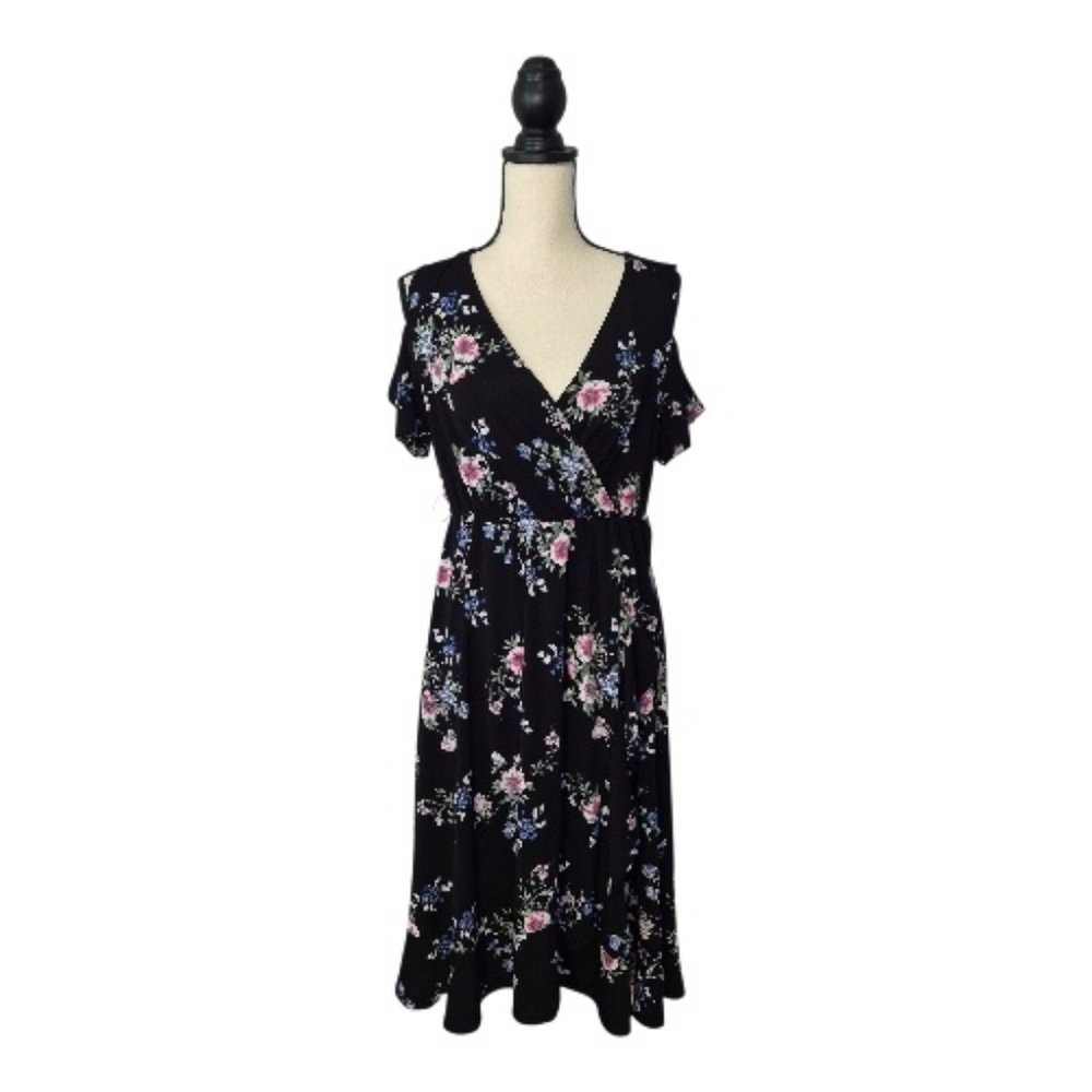 Torrid Dress Black Floral Cold Shoulder Wrap Surplice Vneck Flounced Hem Size  L